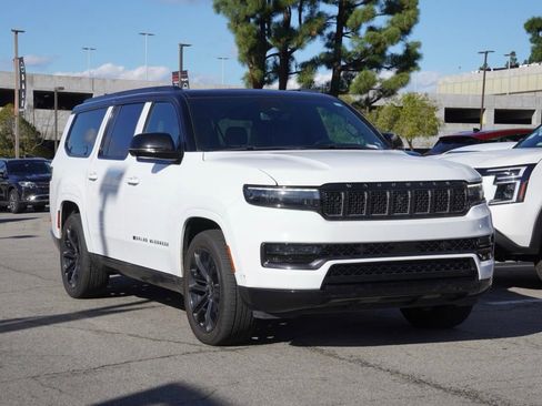 Used 2024 Jeep Grand Wagoneer L Series II w/ Quick Order Packagew 28T image 2