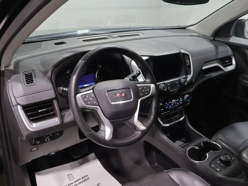 Used 2024 GMC Terrain SLT AWD/4WD image 15