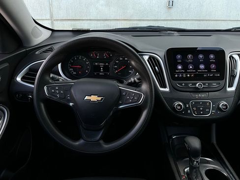 Used 2023 Chevrolet Malibu LT image 14