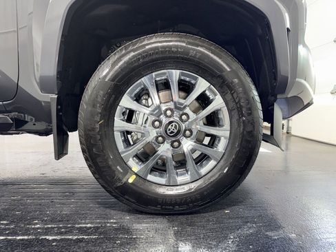 New 2026 Toyota Tacoma Limited AWD/4WD image 9