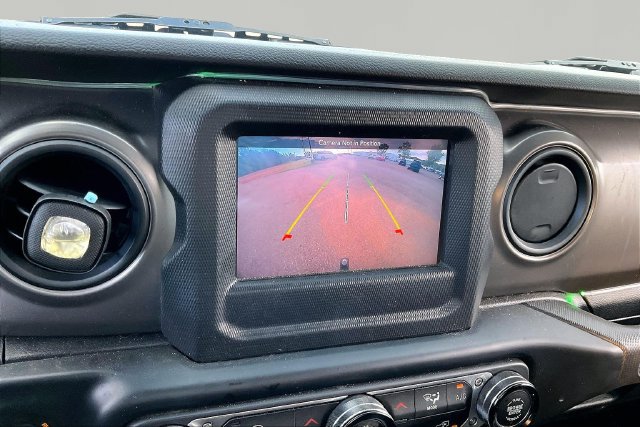 Used 2021 Jeep Wrangler Sport AWD/4WD image 11