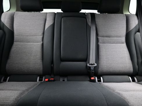 Used 2021 Nissan Rogue SV image 16