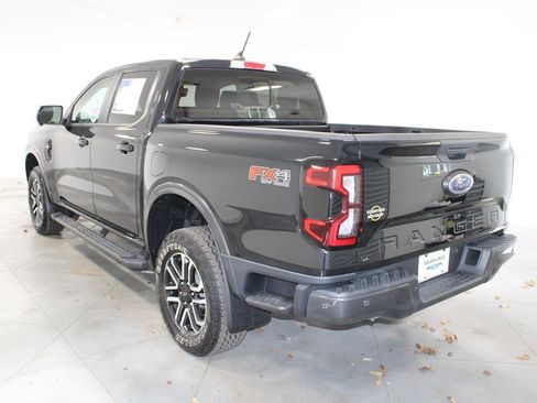 Used 2024 Ford Ranger Lariat w/ FX4 Off-Road Package image 7