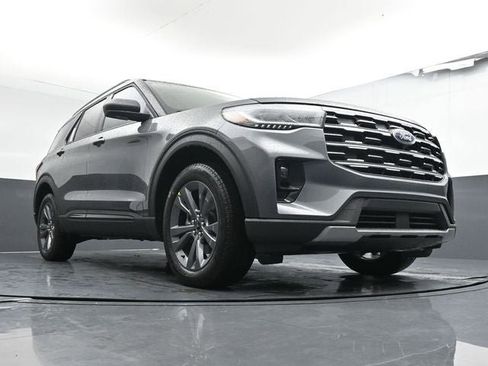 New 2026 Ford Explorer Active w/ Active Comfort Package image 24