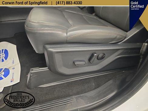 Used 2025 Ford Expedition Active AWD/4WD image 41