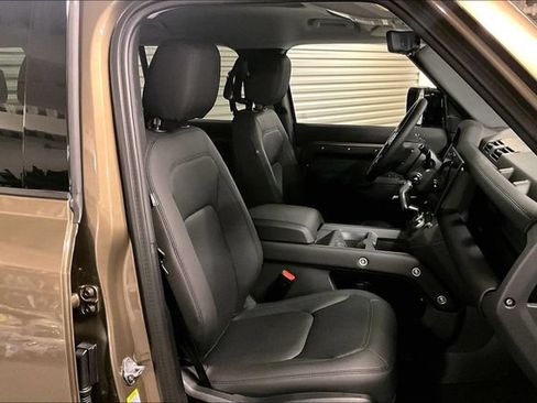 Certified 2026 Land Rover Defender 110 S AWD/4WD image 6