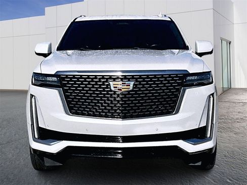 Used 2021 Cadillac Escalade Premium Luxury w/ Driver Assist Tech Package image 10