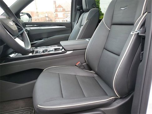 New 2025 Cadillac Escalade Sport w/ Touring Package image 21