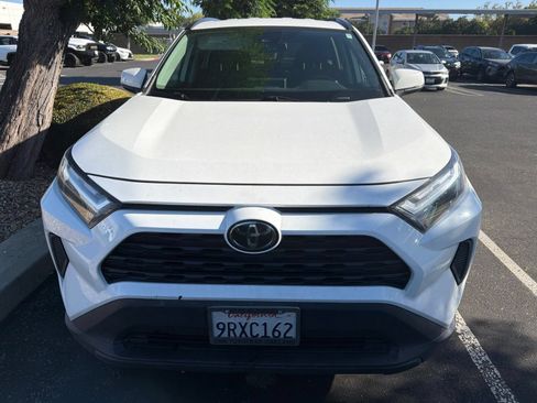 Certified 2022 Toyota RAV4 XLE FWD image 3
