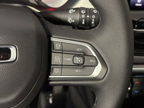 New 2026 Jeep Compass Limited image 17