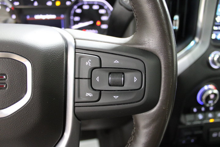 Used 2021 GMC Sierra 1500 SLT w/ SLT Premium Package AWD/4WD image 40