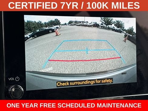 Used 2024 Toyota Corolla Cross LE FWD image 17