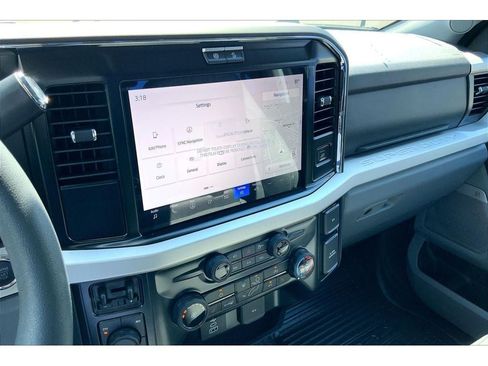 New 2026 Ford F250 XLT w/ XLT Premium Package AWD/4WD image 23