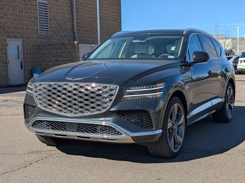 Used 2025 Genesis GV80 3.5T Prestige image 3
