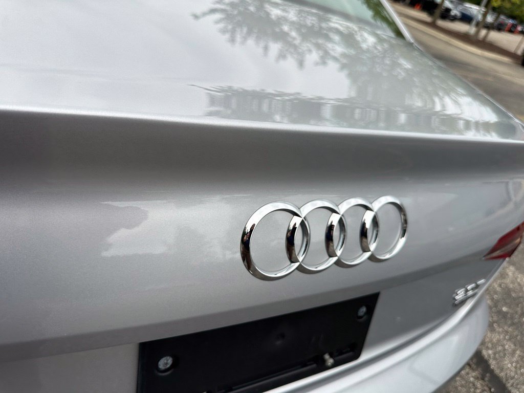 Used 2018 Audi A4 2.0T Premium Plus AWD/4WD image 18