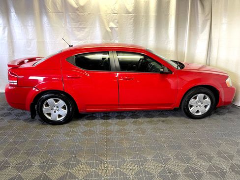 Used 2009 Dodge Avenger SXT image 9