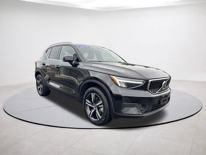 Certified 2025 Volvo XC40 B5 Core