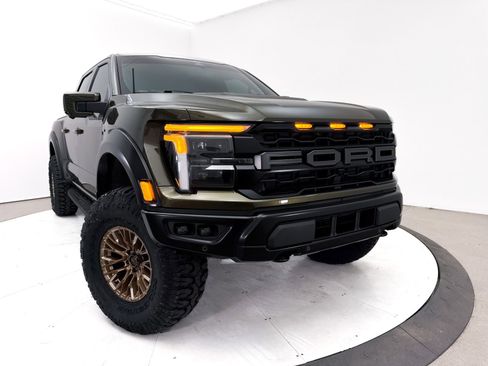 Used 2024 Ford F150 Raptor AWD/4WD image 9