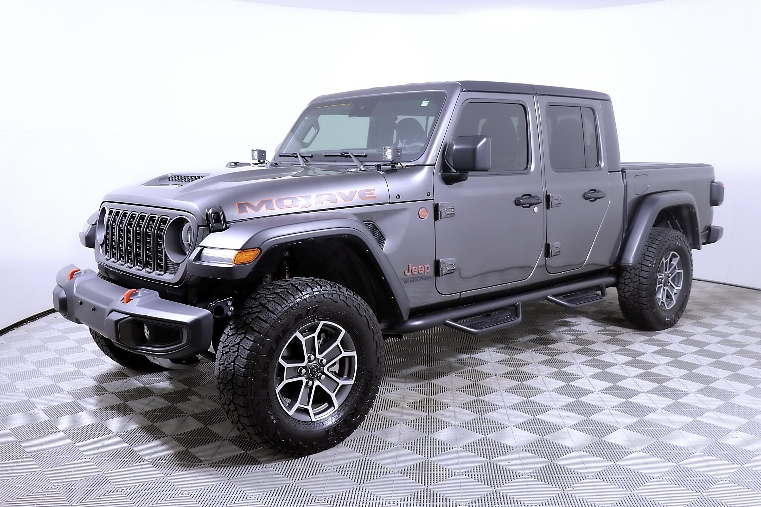 Used 2025 Jeep Gladiator Mojave w/ Safety Group AWD/4WD image 3