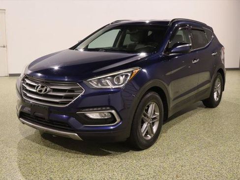 Used 2017 Hyundai Santa Fe Sport FWD image 4