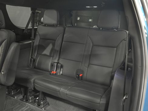 Used 2026 Chevrolet Suburban High Country w/ Sun And Tow Package AWD/4WD image 30