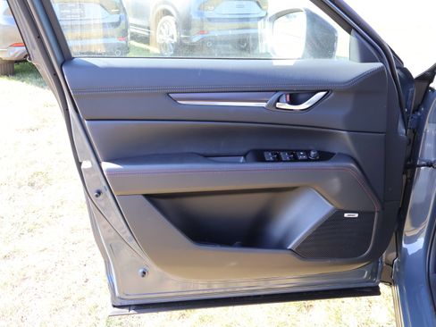 New 2025 MAZDA CX-5 Carbon Edition image 22