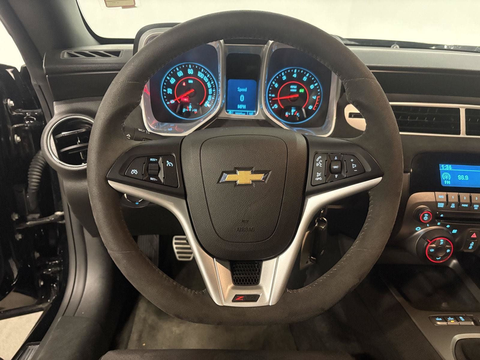 Used 2015 Chevrolet Camaro Z/28 RWD image 22