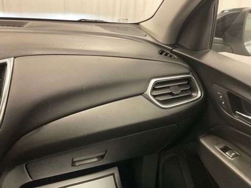 Used 2022 Chevrolet Equinox LT image 28