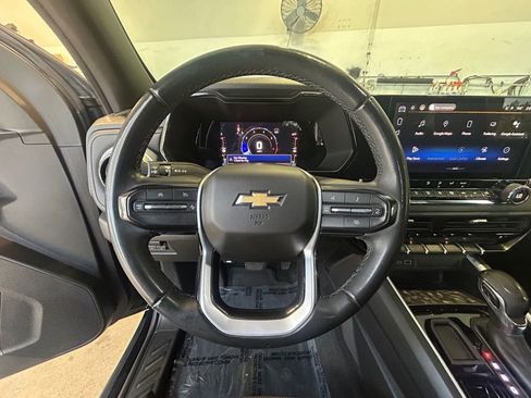 Used 2023 Chevrolet Colorado LT w/ LT Convenience Package image 16