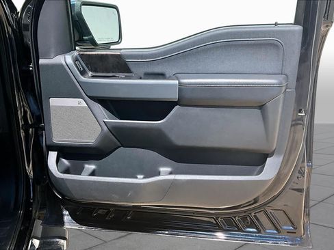 Used 2021 Ford F150 Lariat w/ Equipment Group 502A High AWD/4WD image 22