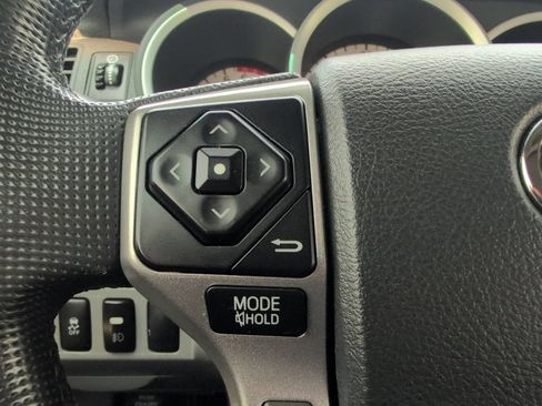Used 2014 Toyota Tacoma PreRunner w/ SR5 Package RWD image 12