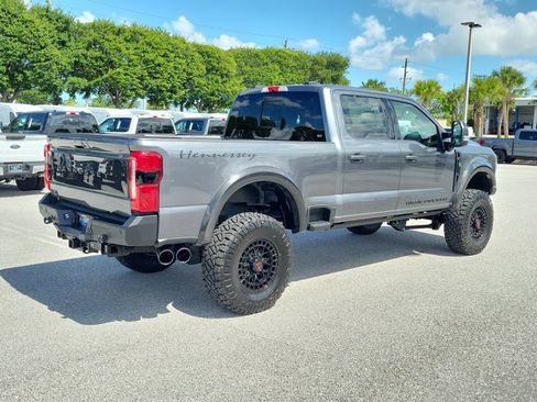 New 2026 Ford F250 Lariat w/ Black Appearance Package AWD/4WD image 10
