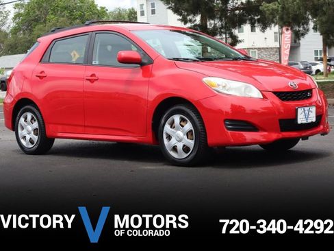 Used 2009 Toyota Matrix S AWD/4WD image 1