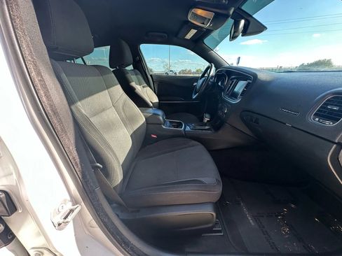 Used 2015 Dodge Charger SXT image 17