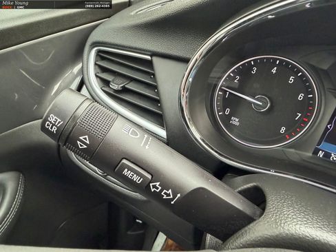 Used 2022 Buick Encore Preferred w/ Safety Package AWD/4WD image 22