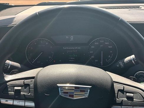 Certified 2023 Cadillac XT4 Luxury w/ Cold Weather Package FWD image 22