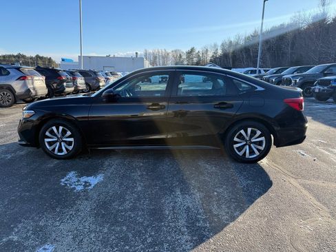 Used 2022 Honda Civic LX image 2