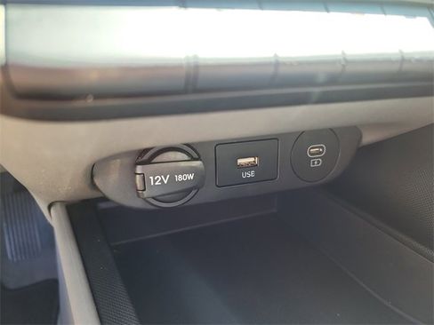New 2024 Hyundai Elantra SEL image 21