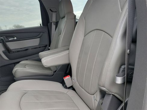 Used 2014 GMC Acadia SLT w/ Technology Package image 14