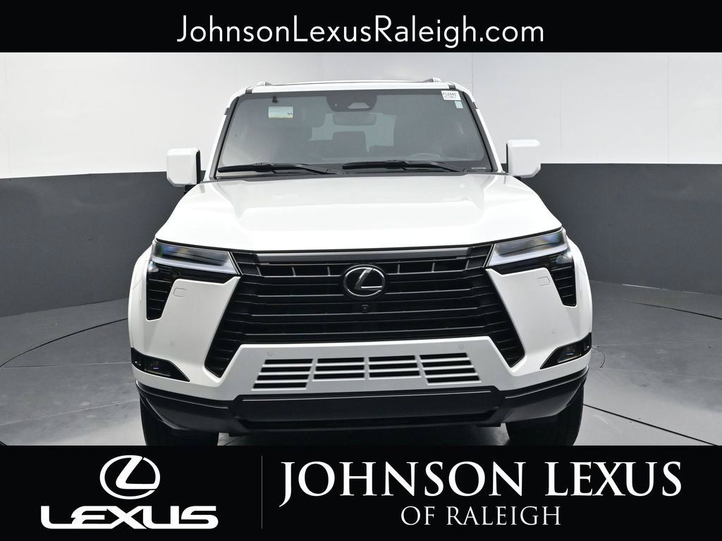 Used 2024 Lexus GX 550 w/ Cold Area Package AWD/4WD image 4