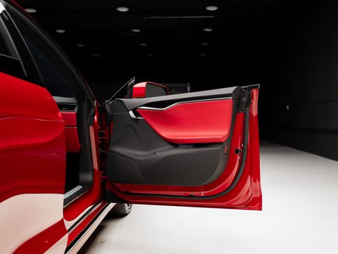 Used 2021 Tesla Model S Performance image 55