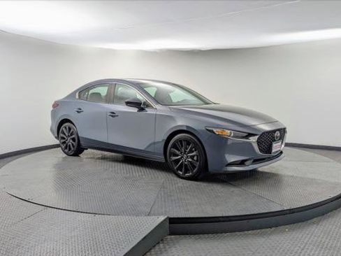 Used 2023 MAZDA MAZDA3 s image 11