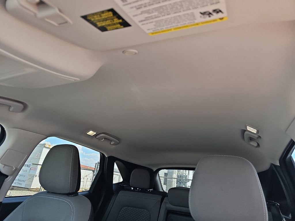 Used 2022 Ford Escape SE w/ Convenience Package FWD image 28