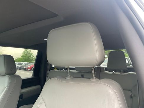 Used 2020 GMC Sierra 2500 SLT w/ SLT Premium Plus Package AWD/4WD image 21
