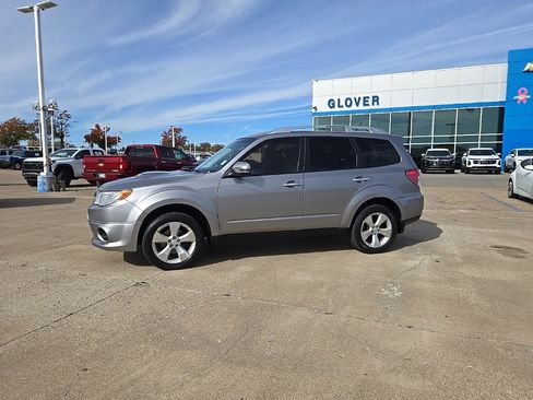 Used 2011 Subaru Forester 2.5XT Touring w/ Popular Equipment Group 4B image 2