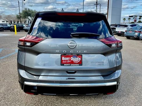 New 2026 Nissan Rogue Platinum w/ Platinum Premium Package image 6