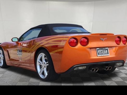 Used 2007 Chevrolet Corvette Convertible w/ Preferred Equipment Group RWD image 10