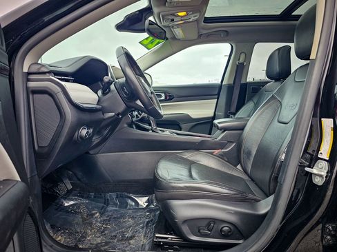 Certified 2022 Jeep Compass Limited w/ Elite Group image 13