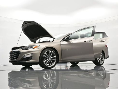 Used 2024 Chevrolet Malibu LT FWD image 47