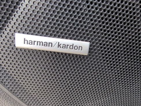 Used 2018 Subaru Outback 2.5i Limited image 14